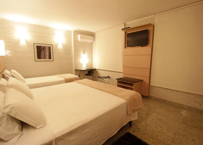 Hotel Confiance Centro Cívico Curitiba